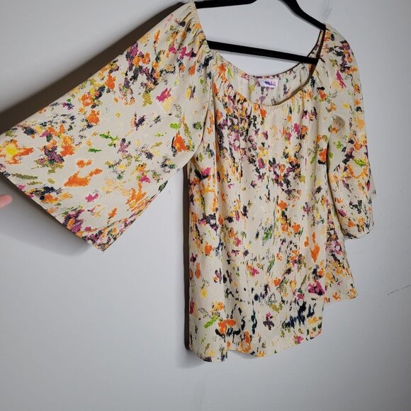 Izzy and Lola size Medium off shoulder boho water color splatter wide sleeve - Picture 8 of 10